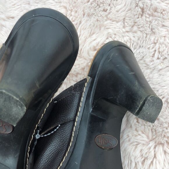 Sofft dark brown leather one buckle 3.5” heel - Picture 7 of 9